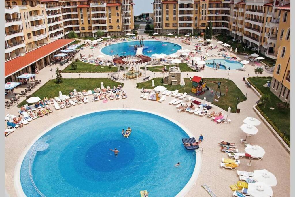 Royal Sun, 6 People, 600 M From The Sea Apartment ซันนีบีช ภายนอก รูปภาพ