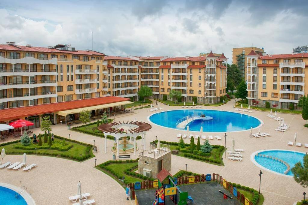 Royal Sun, 6 People, 600 M From The Sea Apartment ซันนีบีช ภายนอก รูปภาพ