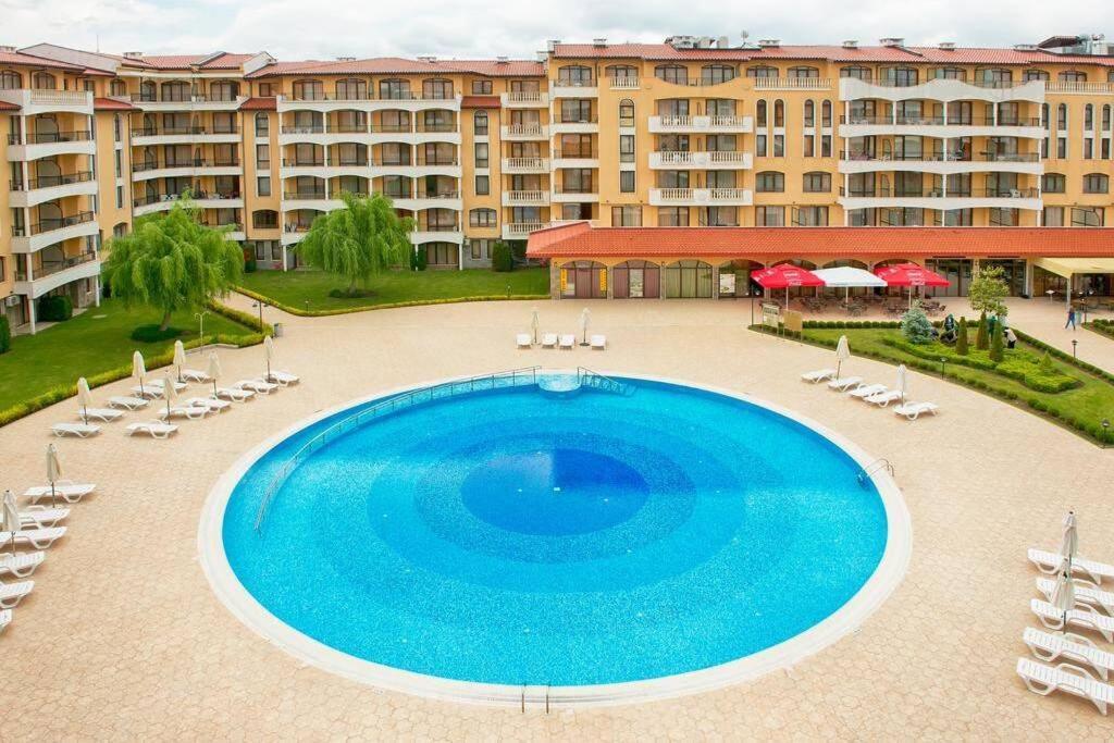 Royal Sun, 6 People, 600 M From The Sea Apartment ซันนีบีช ภายนอก รูปภาพ