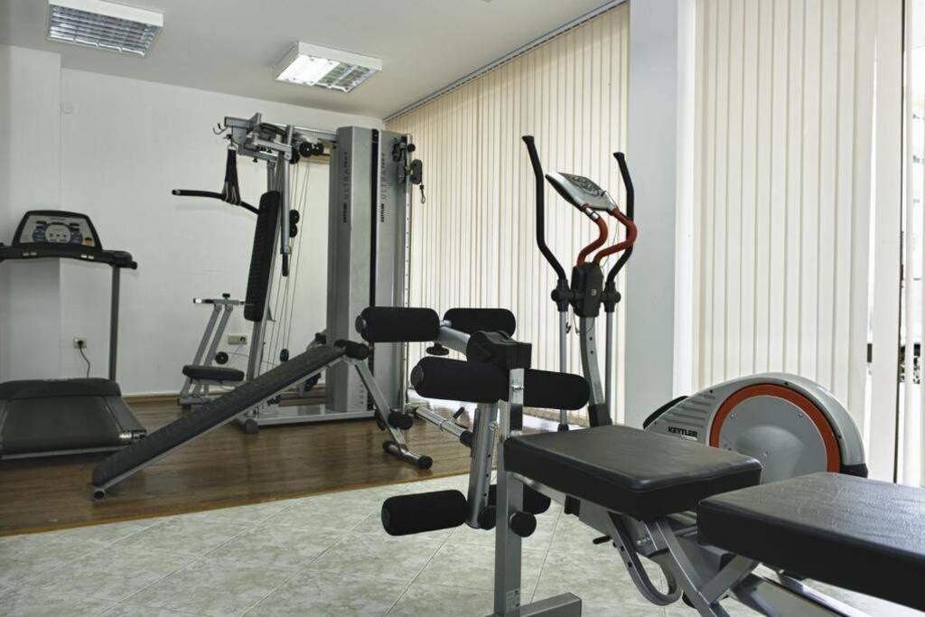 Royal Sun, 6 People, 600 M From The Sea Apartment ซันนีบีช ภายนอก รูปภาพ