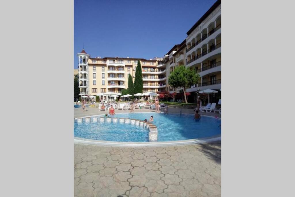 Royal Sun, 6 People, 600 M From The Sea Apartment ซันนีบีช ภายนอก รูปภาพ