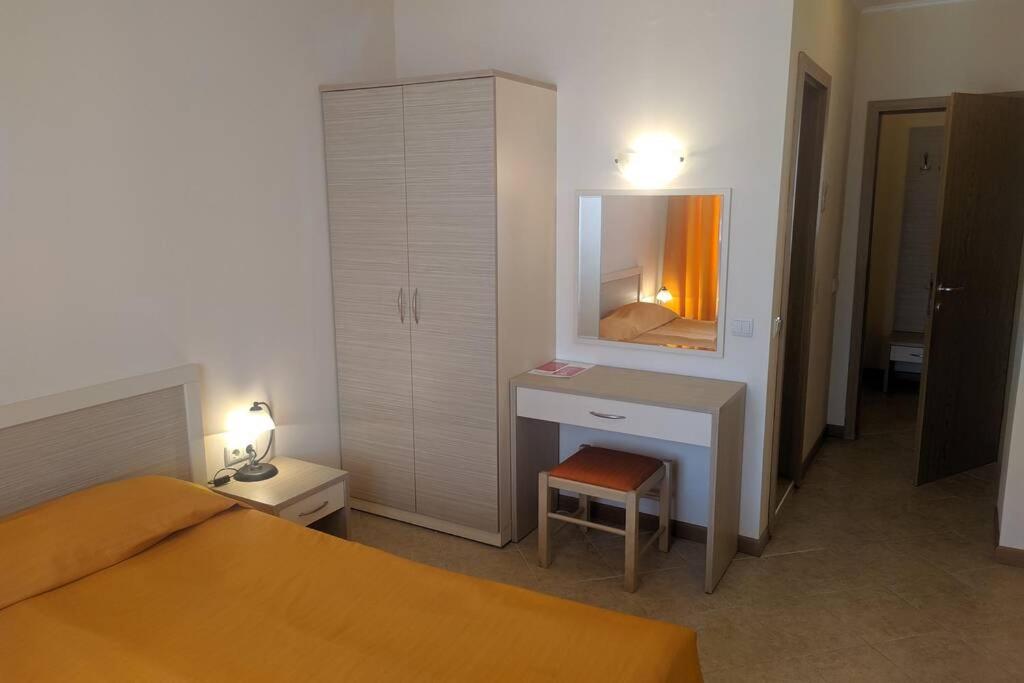 Royal Sun, 6 People, 600 M From The Sea Apartment ซันนีบีช ภายนอก รูปภาพ